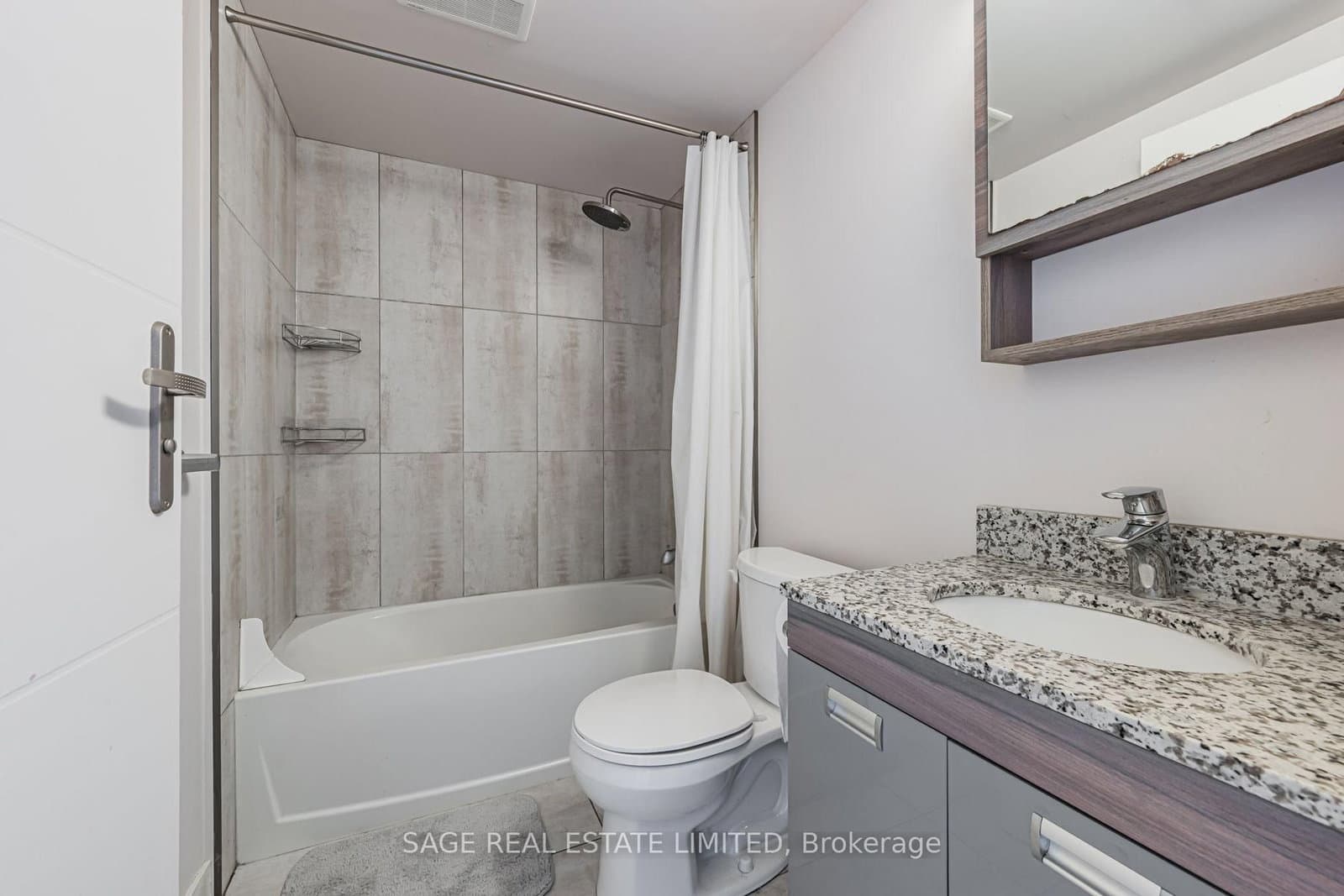 257 Hemlock Street, Unit 424 thumbnail 24