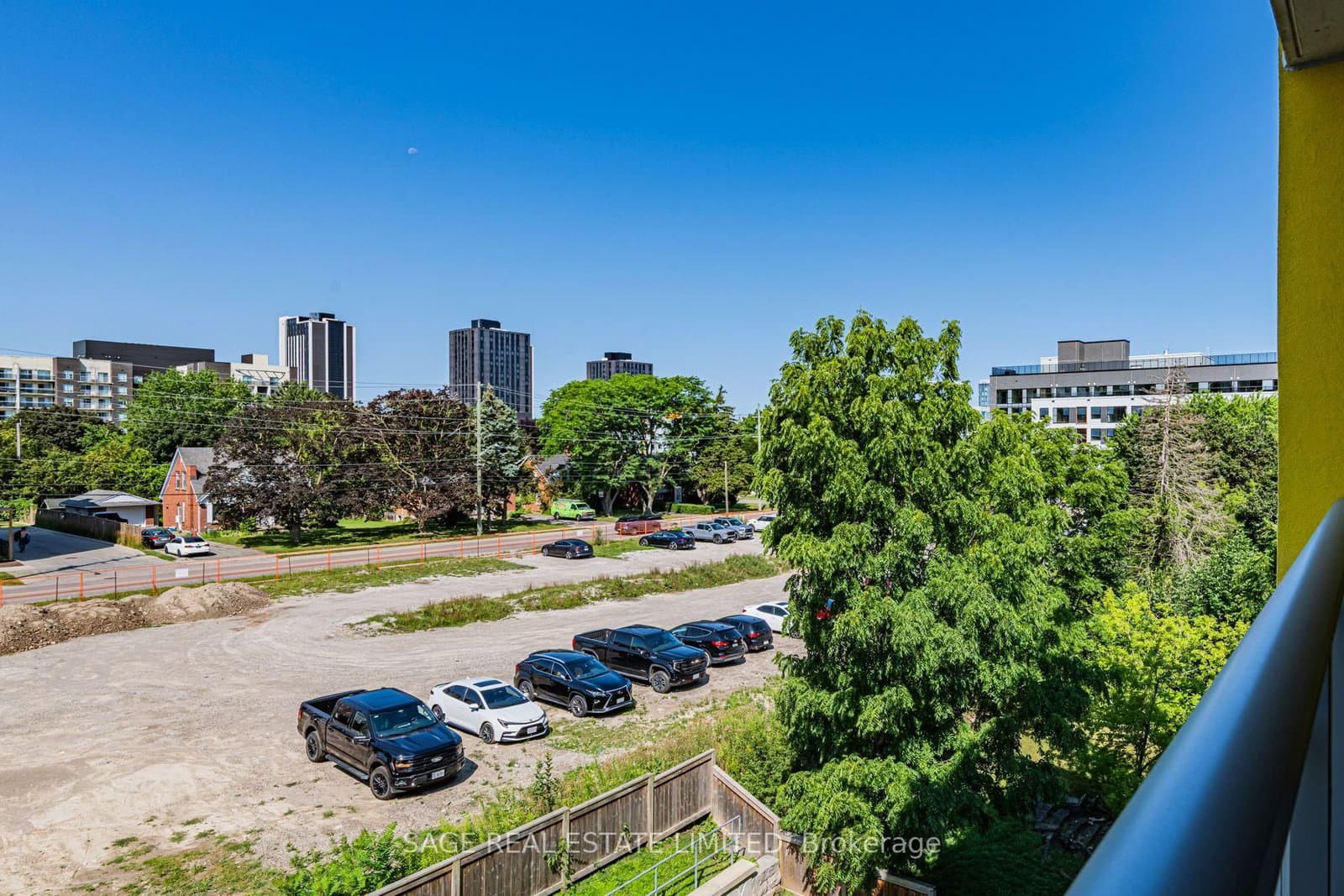 257 Hemlock Street, Unit 424 thumbnail 32