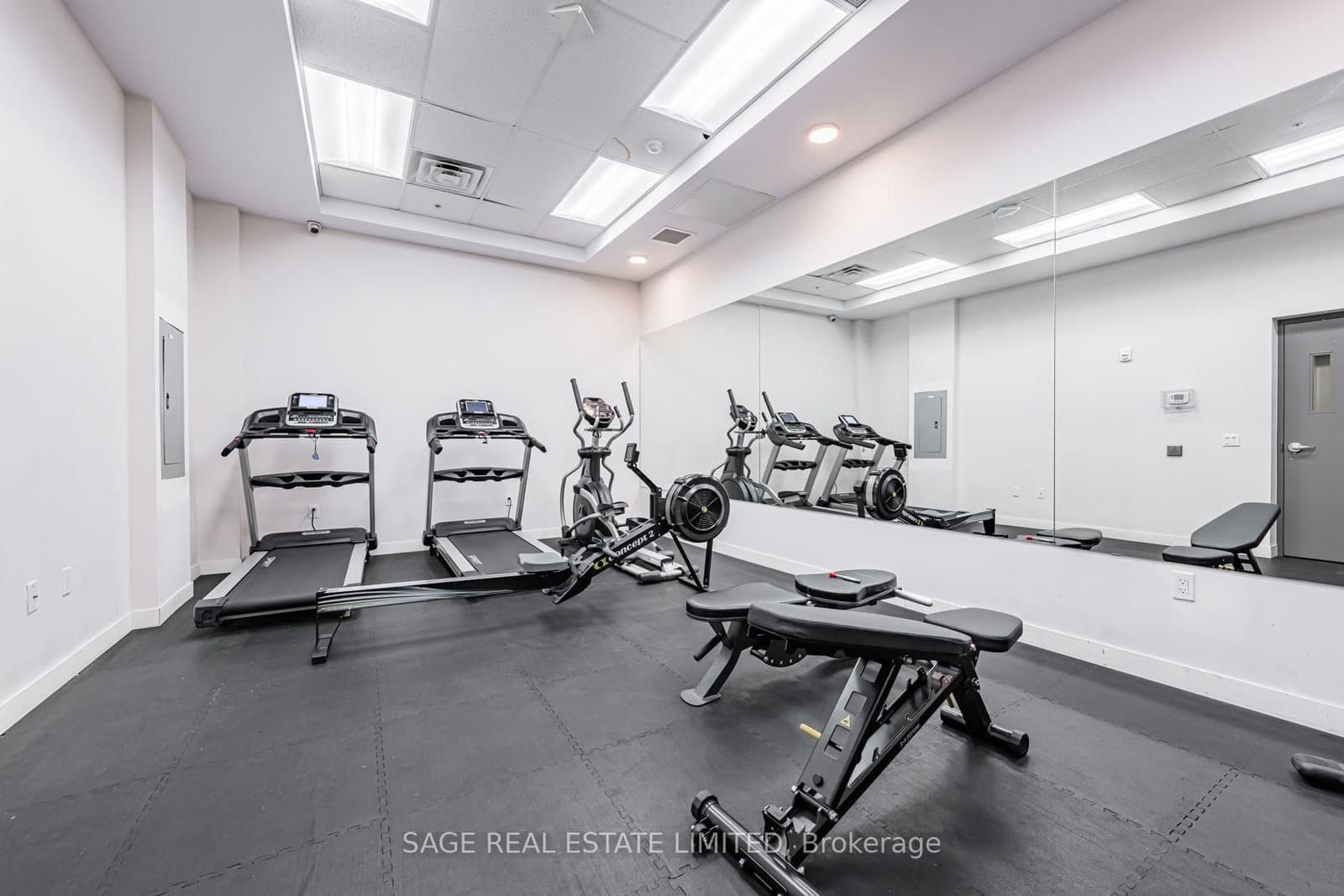 257 Hemlock Street, Unit 424 thumbnail 33