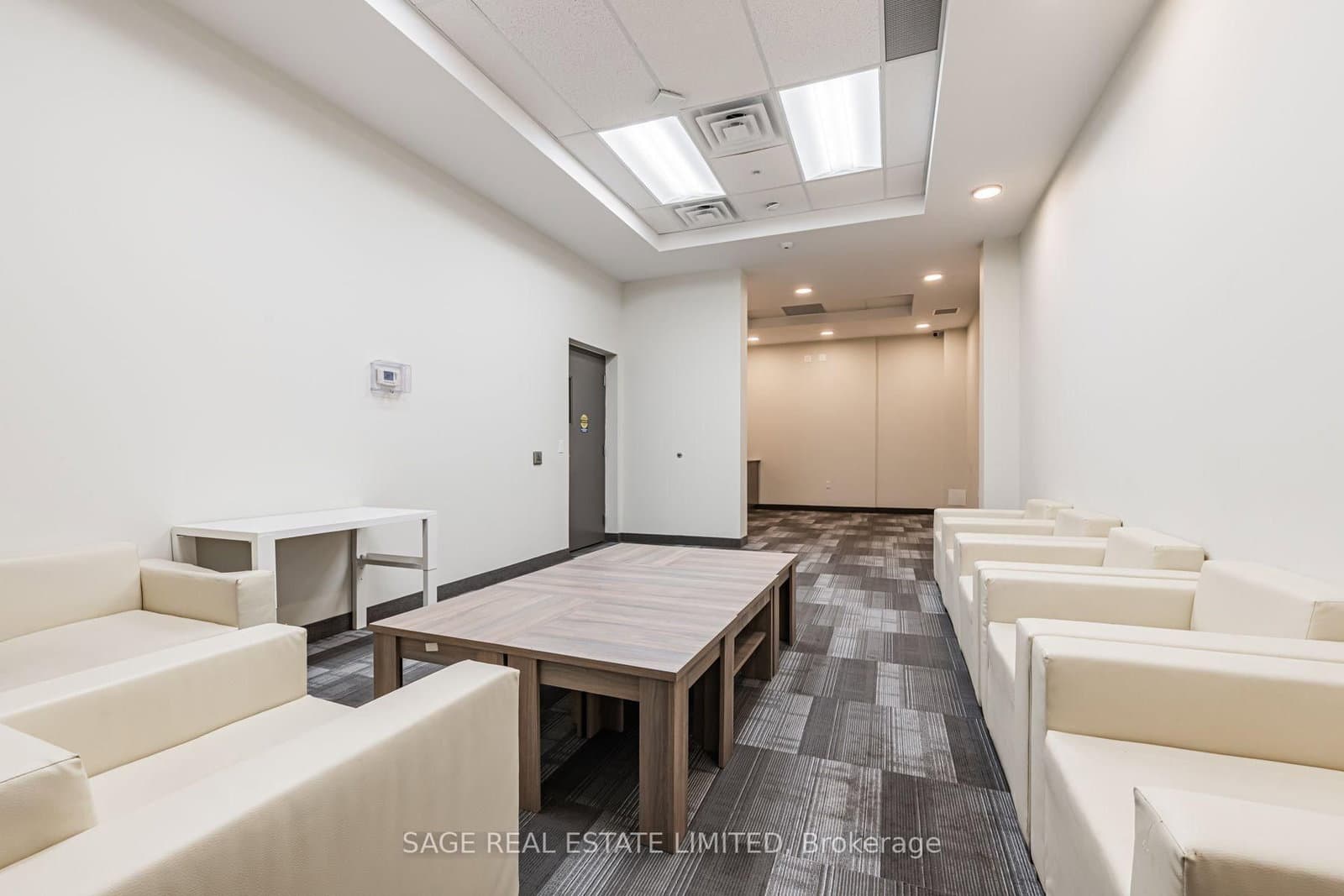 257 Hemlock Street, Unit 424 thumbnail 34