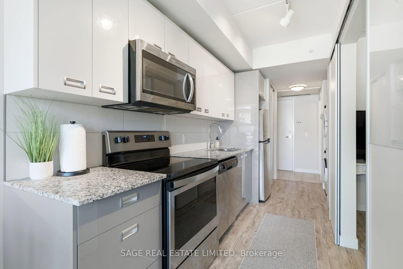 257 Hemlock Street, Unit 424 thumbnail 4