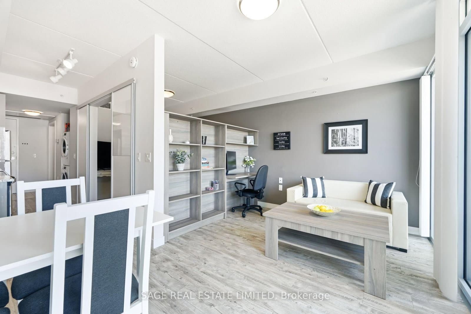 257 Hemlock Street, Unit 424 thumbnail 8