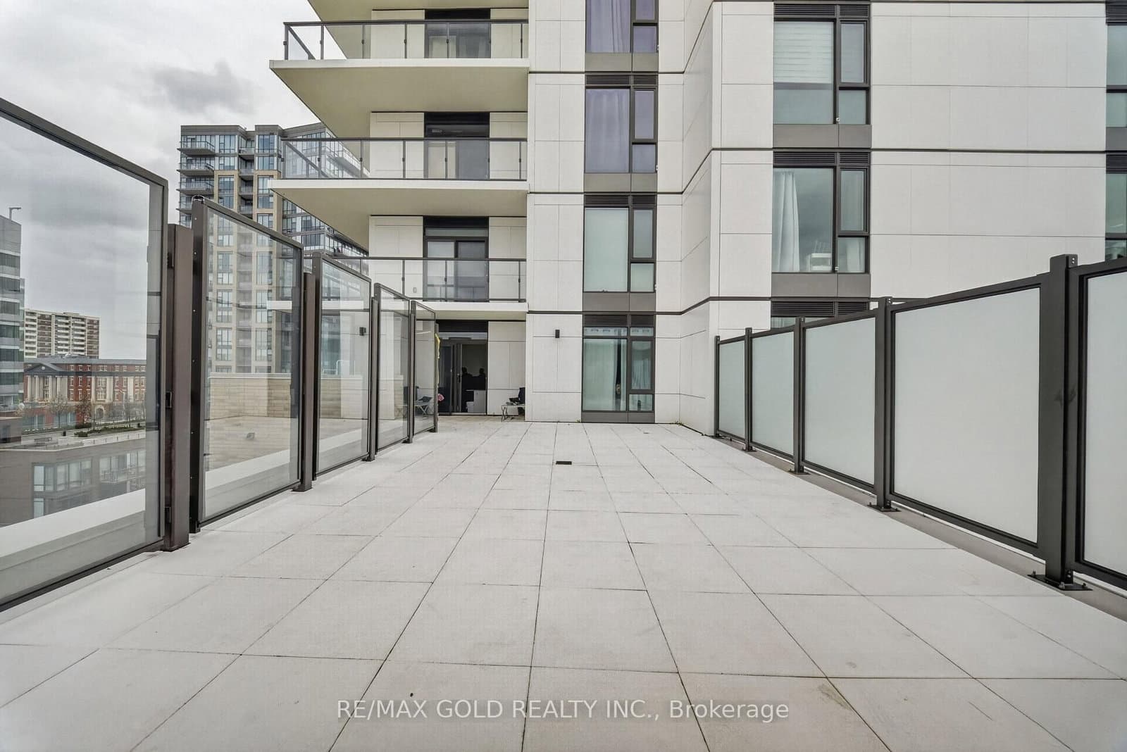 55 Duke Street W, Unit 508 thumbnail 17