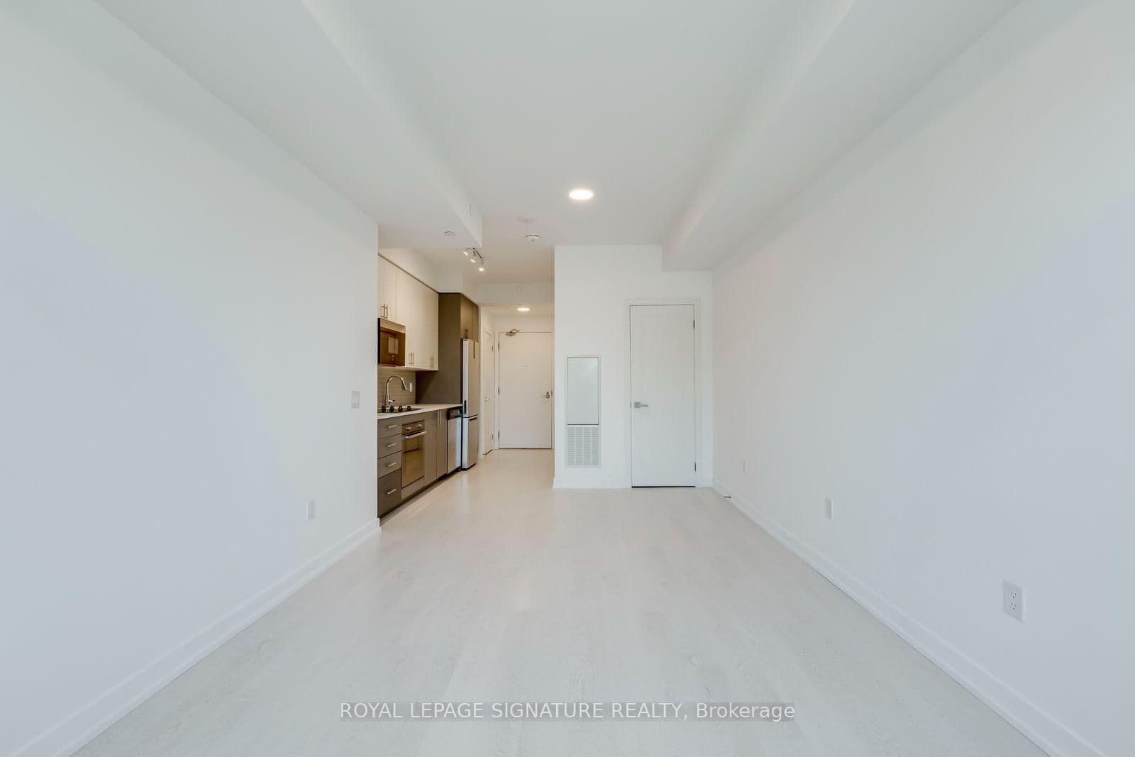 415 Main Street W, Unit 417 thumbnail 15