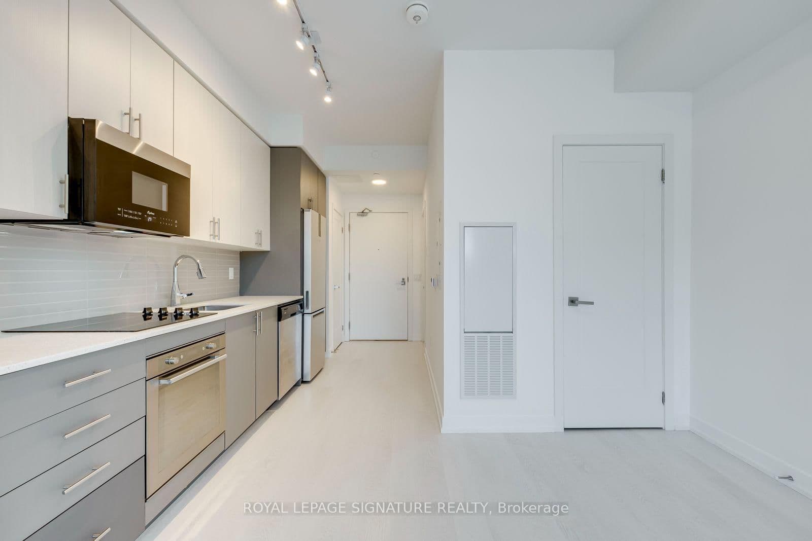 415 Main Street W, Unit 417 thumbnail 4
