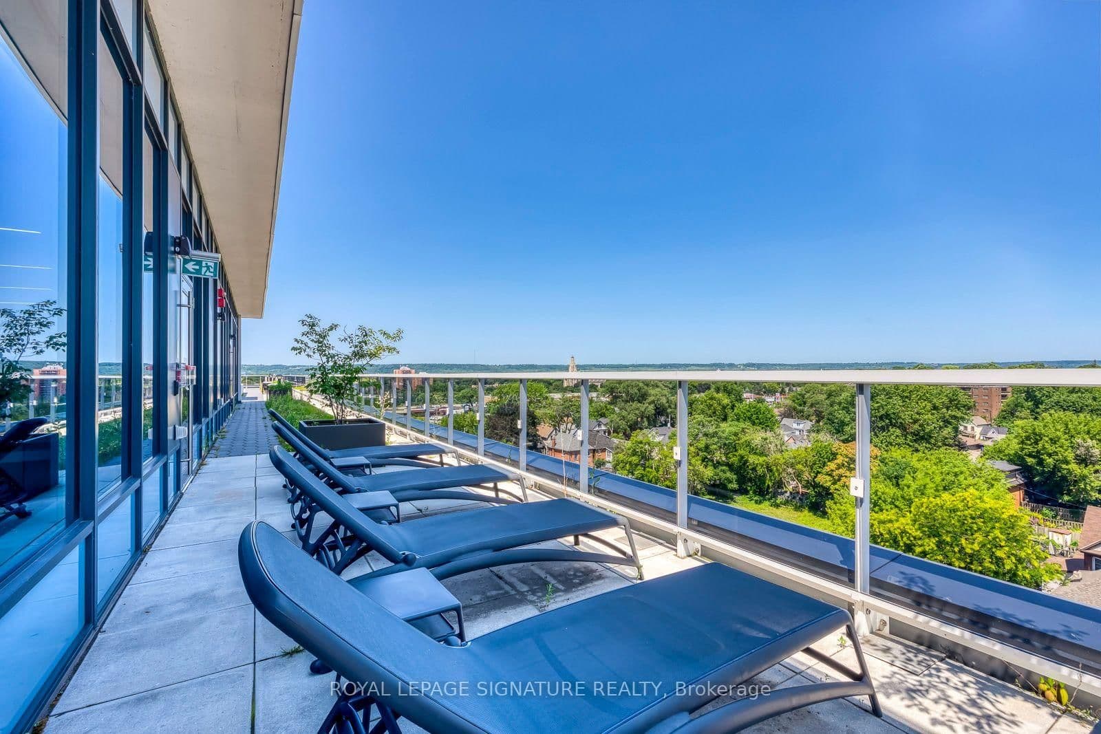 415 Main Street W, Unit 417 thumbnail 36