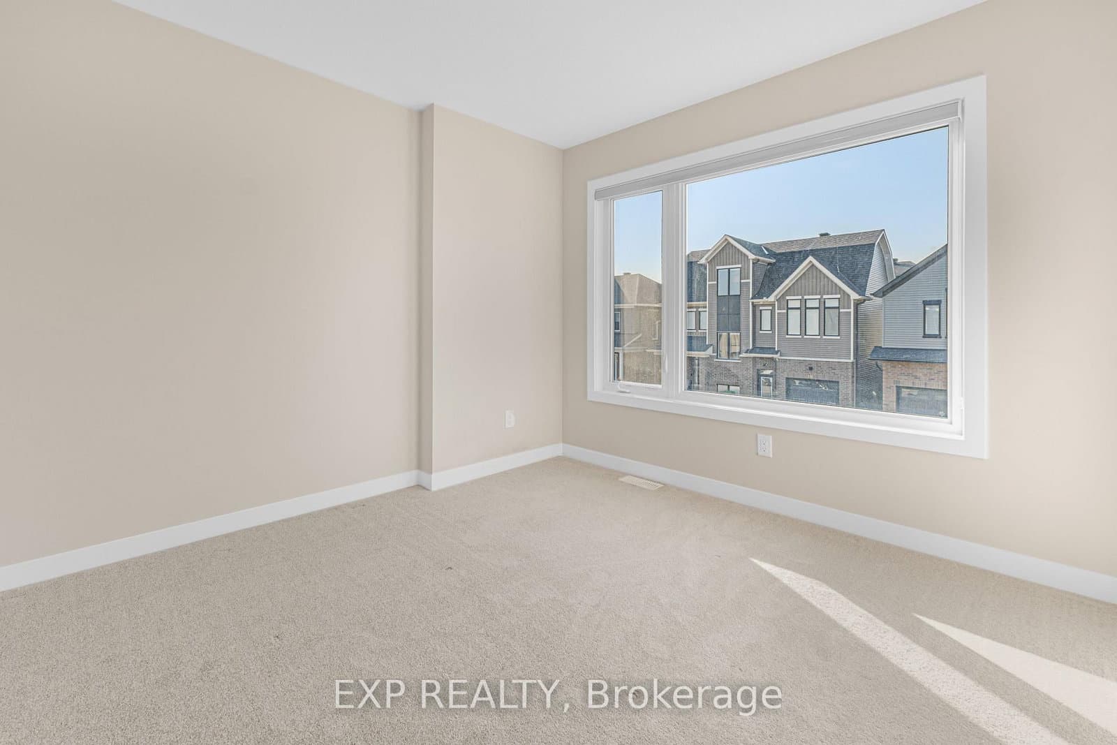 345 Peninsula Road thumbnail 11