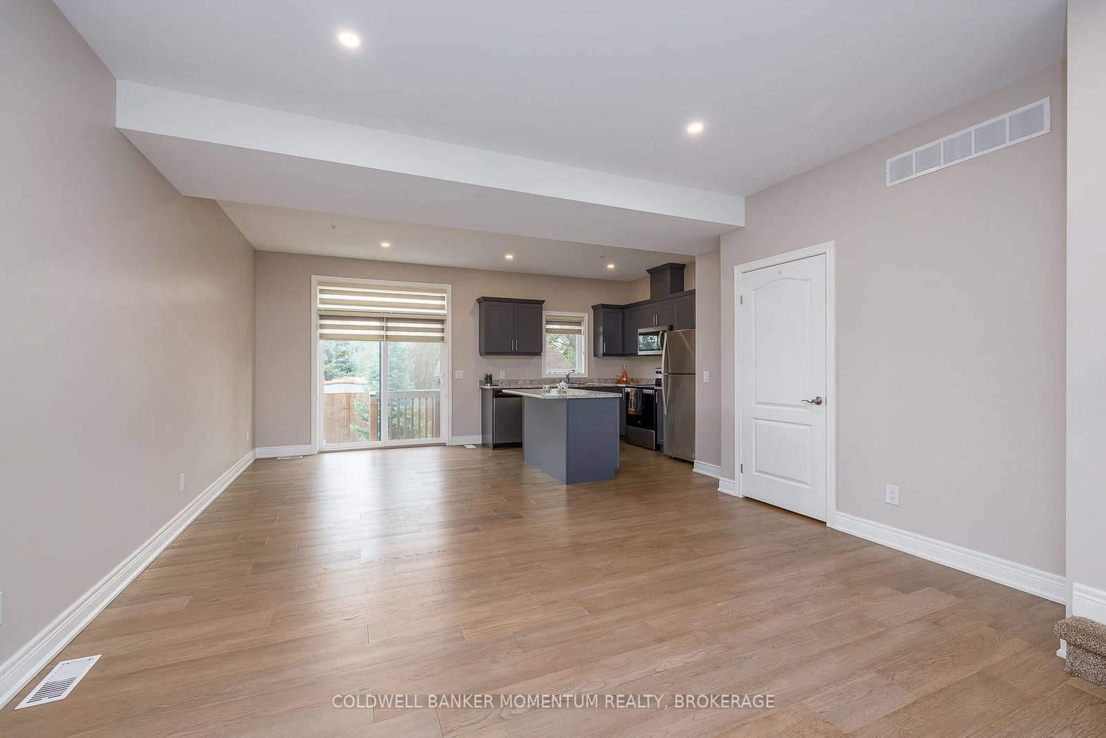 18 Corbin Street, Unit 4 thumbnail 7