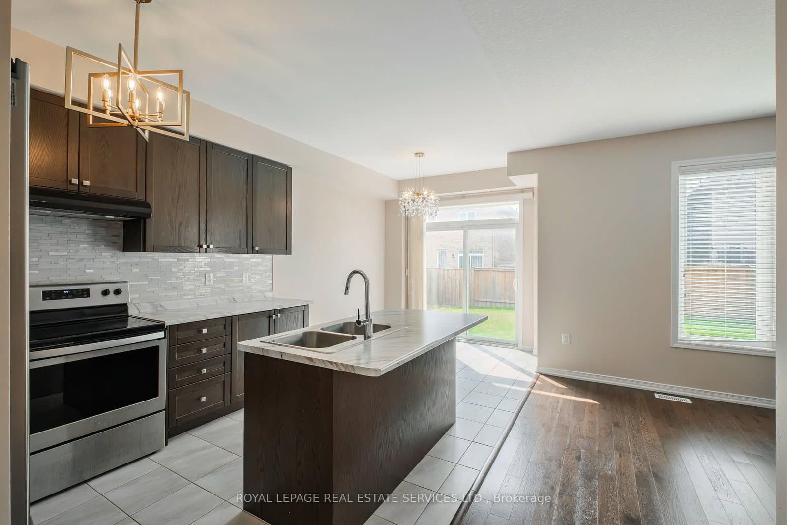 152 Munro Circle thumbnail 18