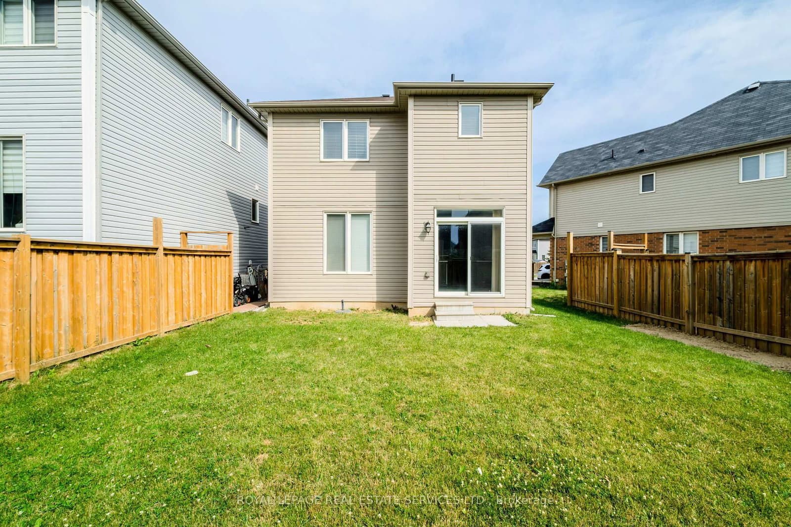 152 Munro Circle thumbnail 49