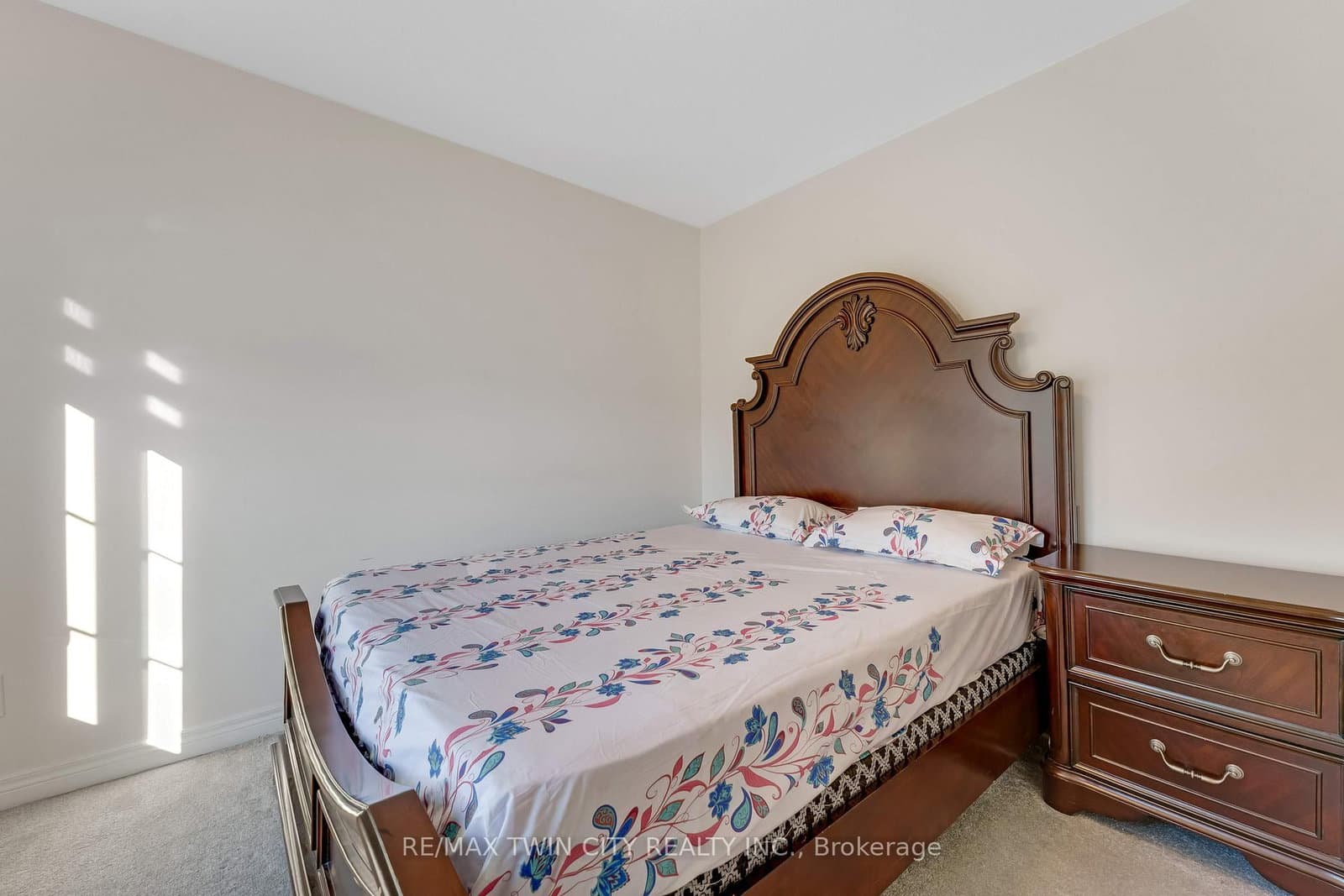 106 HALDIMAND Street thumbnail 19