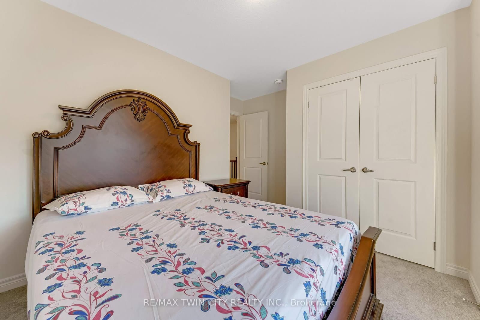 106 HALDIMAND Street thumbnail 20