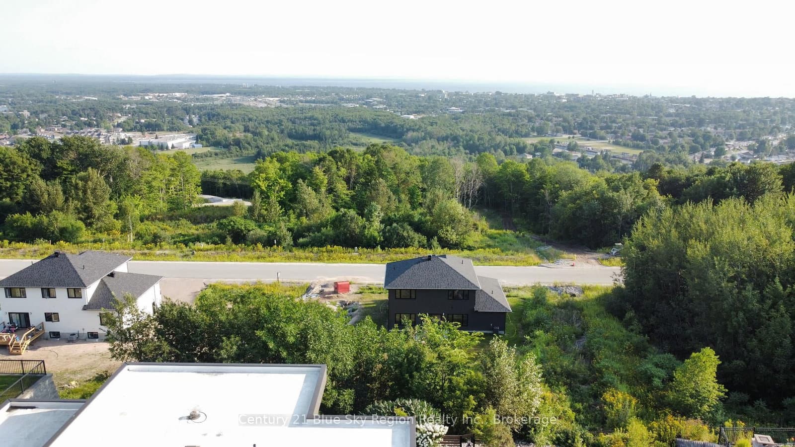 79 Kenreta Drive thumbnail 3
