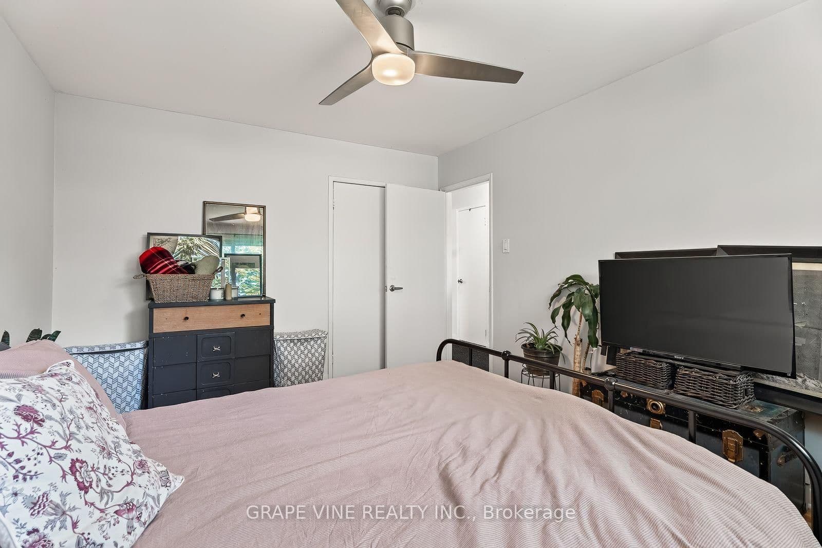 898 Watson Avenue thumbnail 37