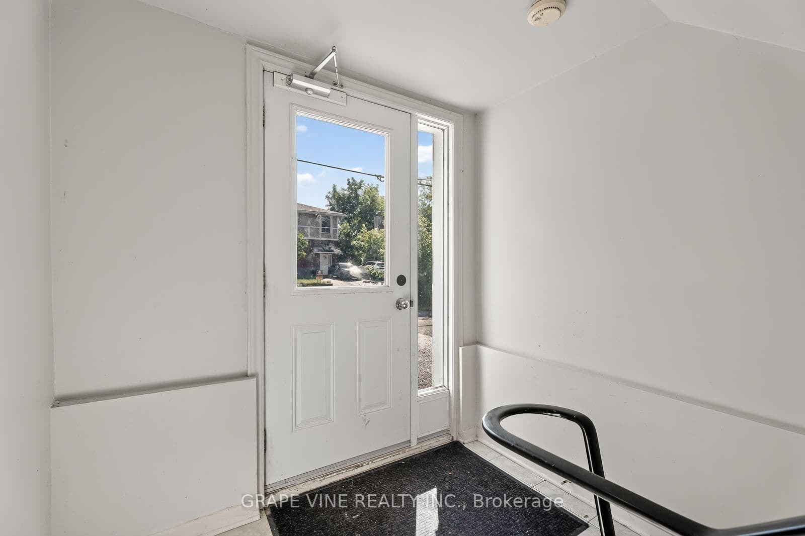 898 Watson Avenue thumbnail 9