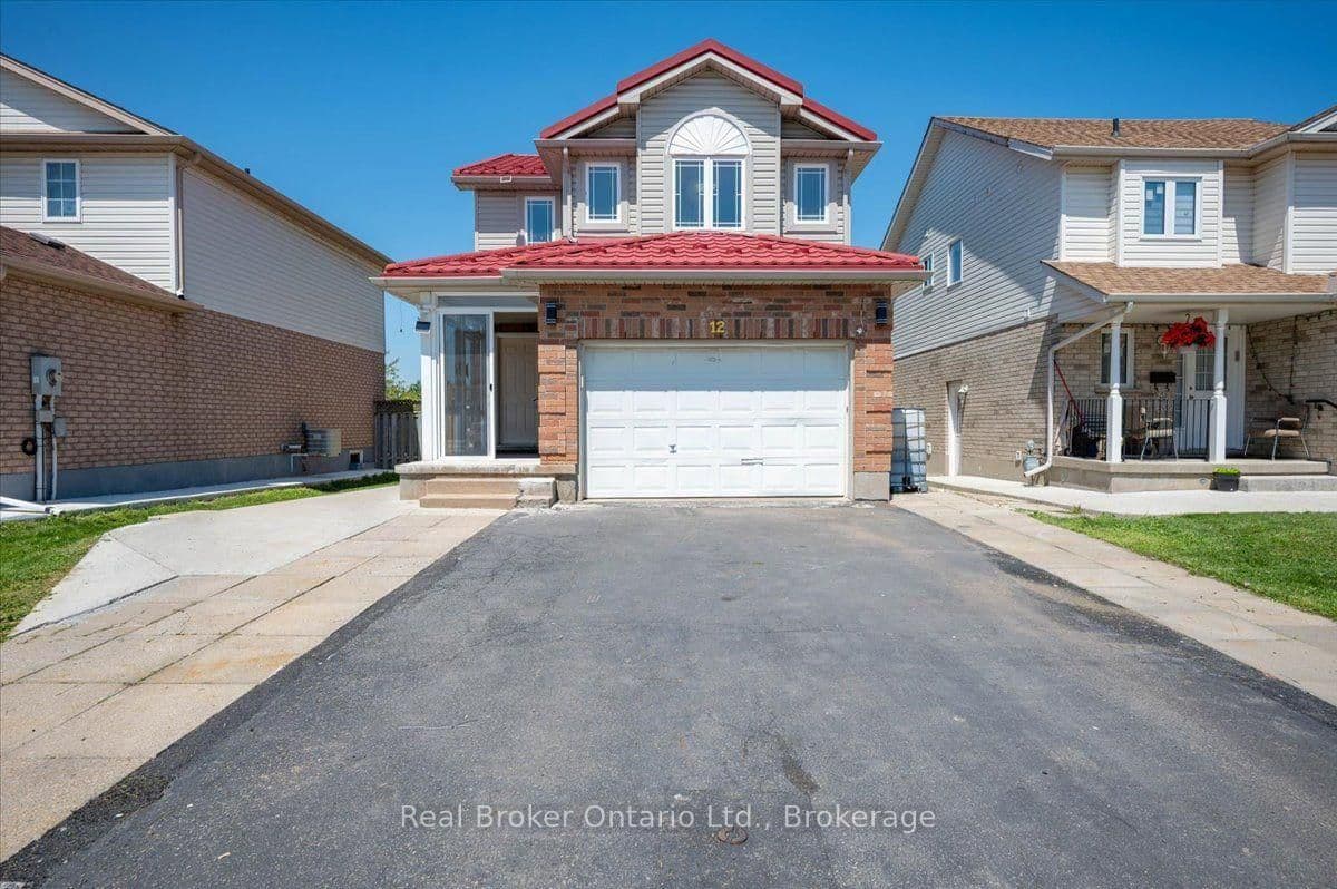 12 Castlebury Drive - Image 1
