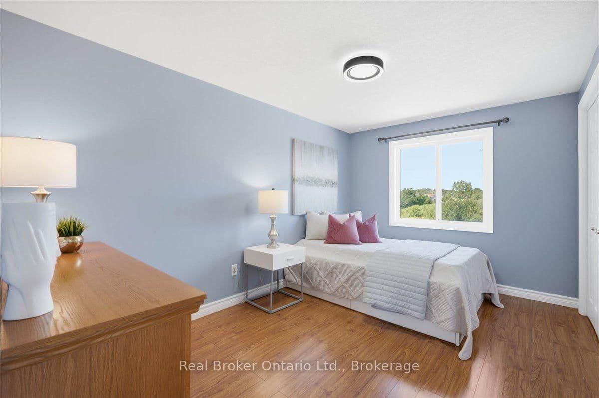 12 Castlebury Drive thumbnail 23