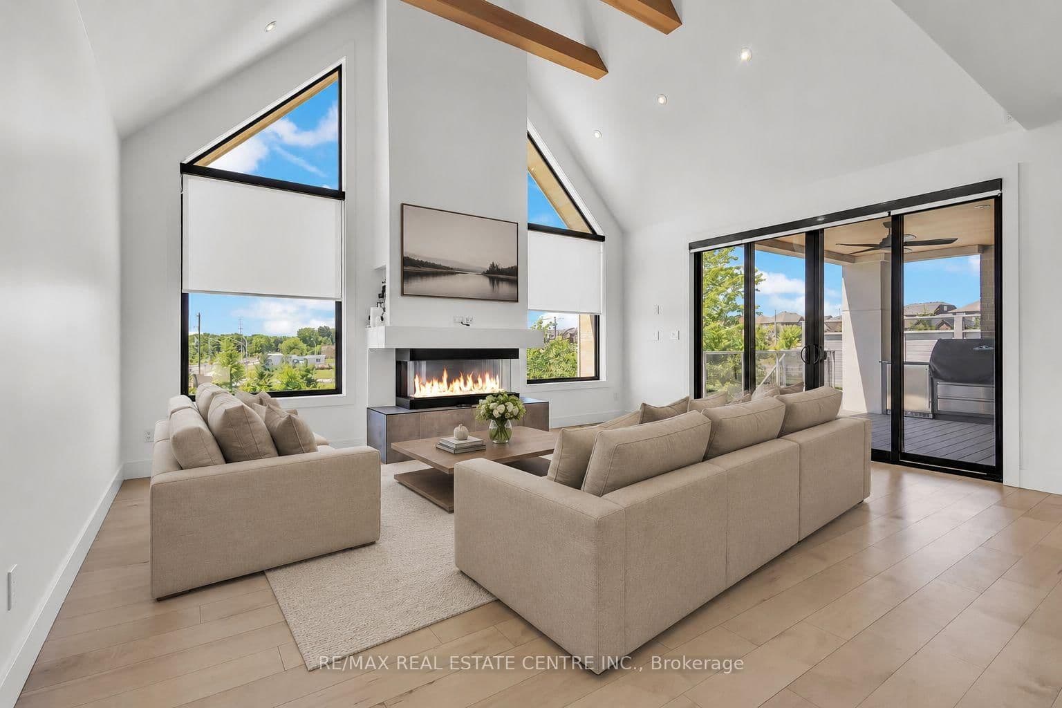 920 Thomas Pedder Court thumbnail 12