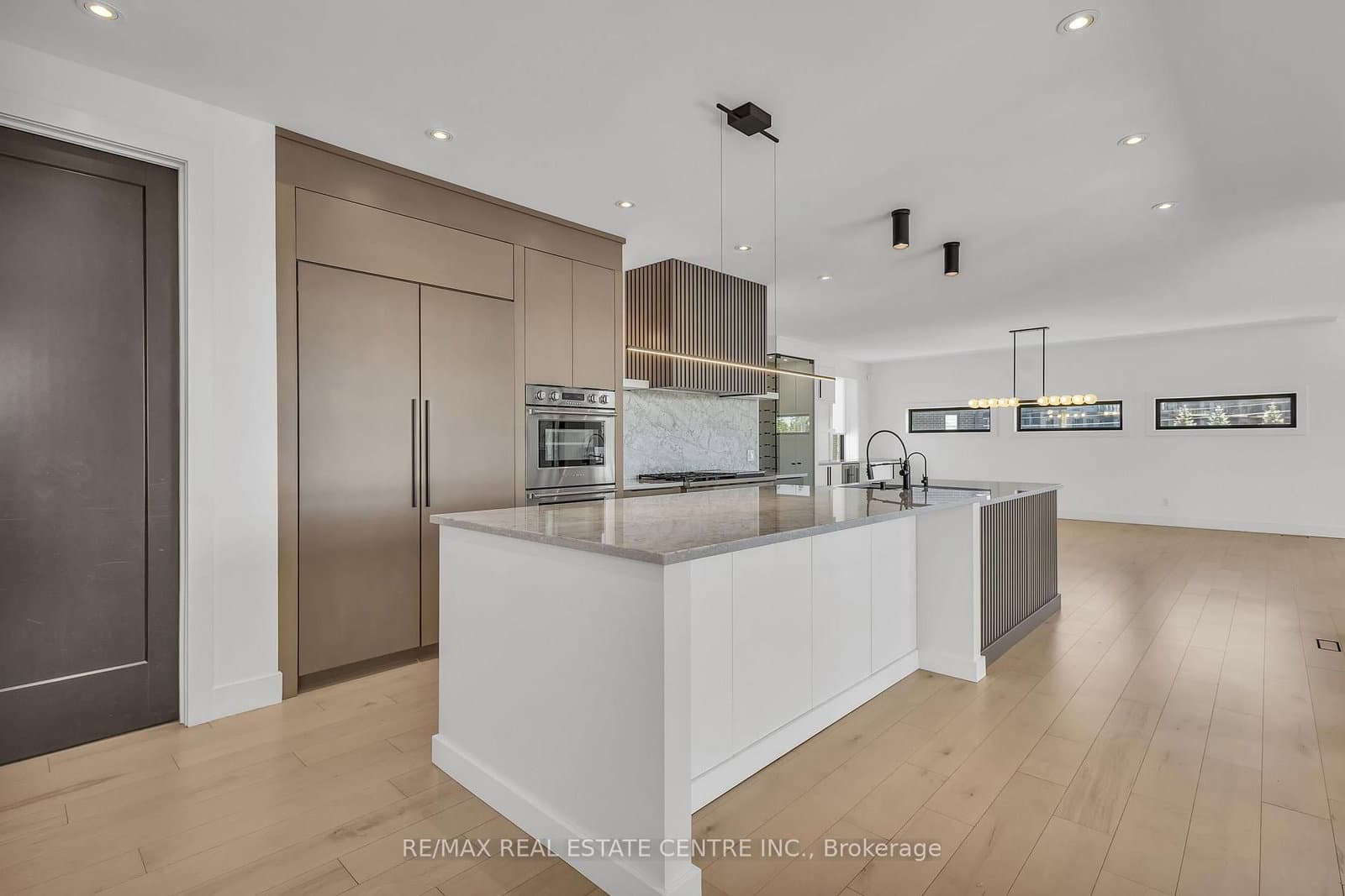 920 Thomas Pedder Court thumbnail 19
