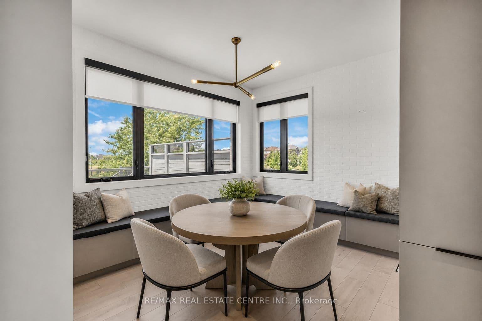 920 Thomas Pedder Court thumbnail 20