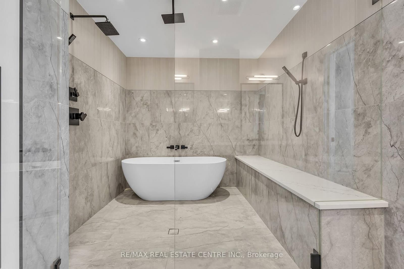 920 Thomas Pedder Court thumbnail 33