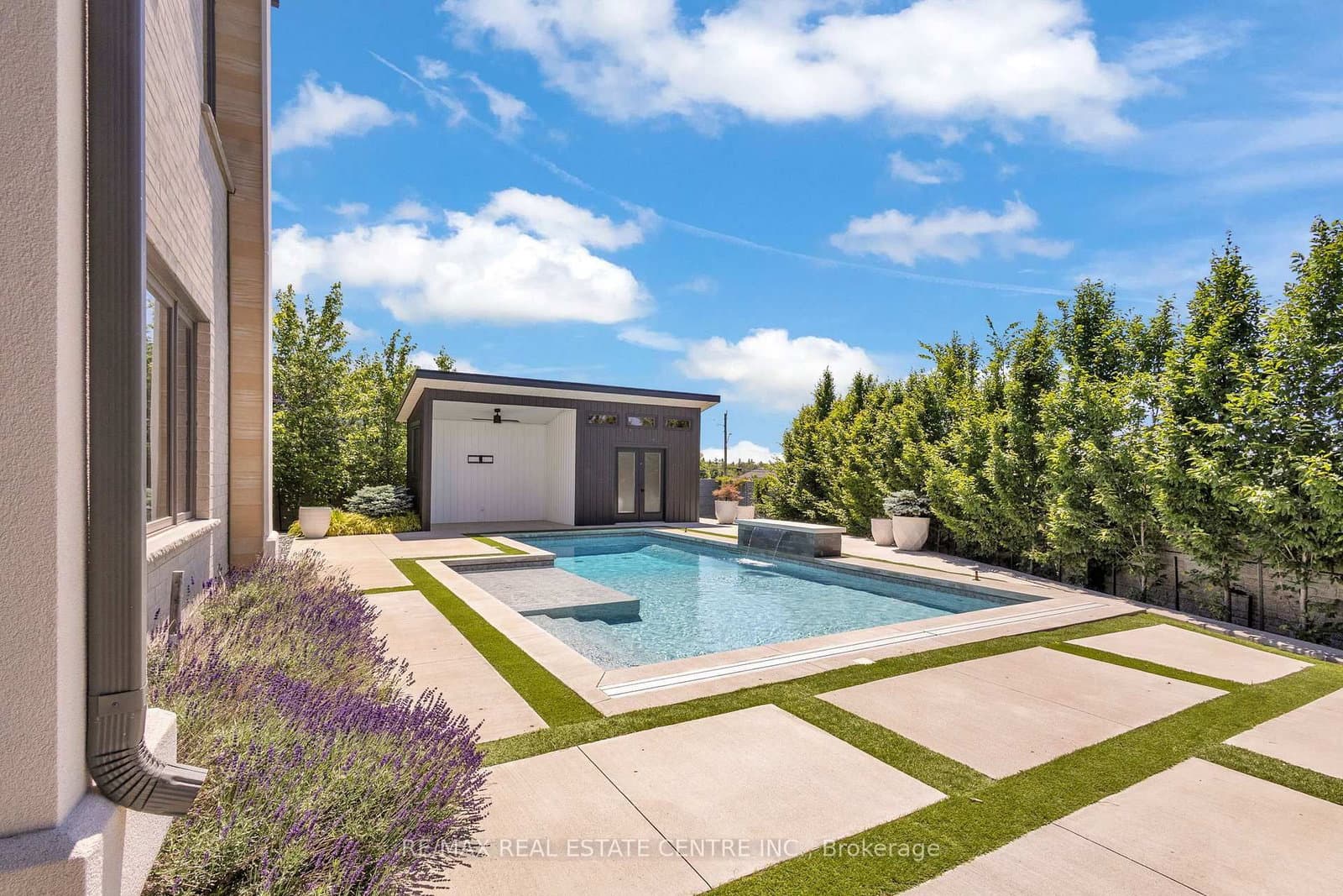 920 Thomas Pedder Court thumbnail 50
