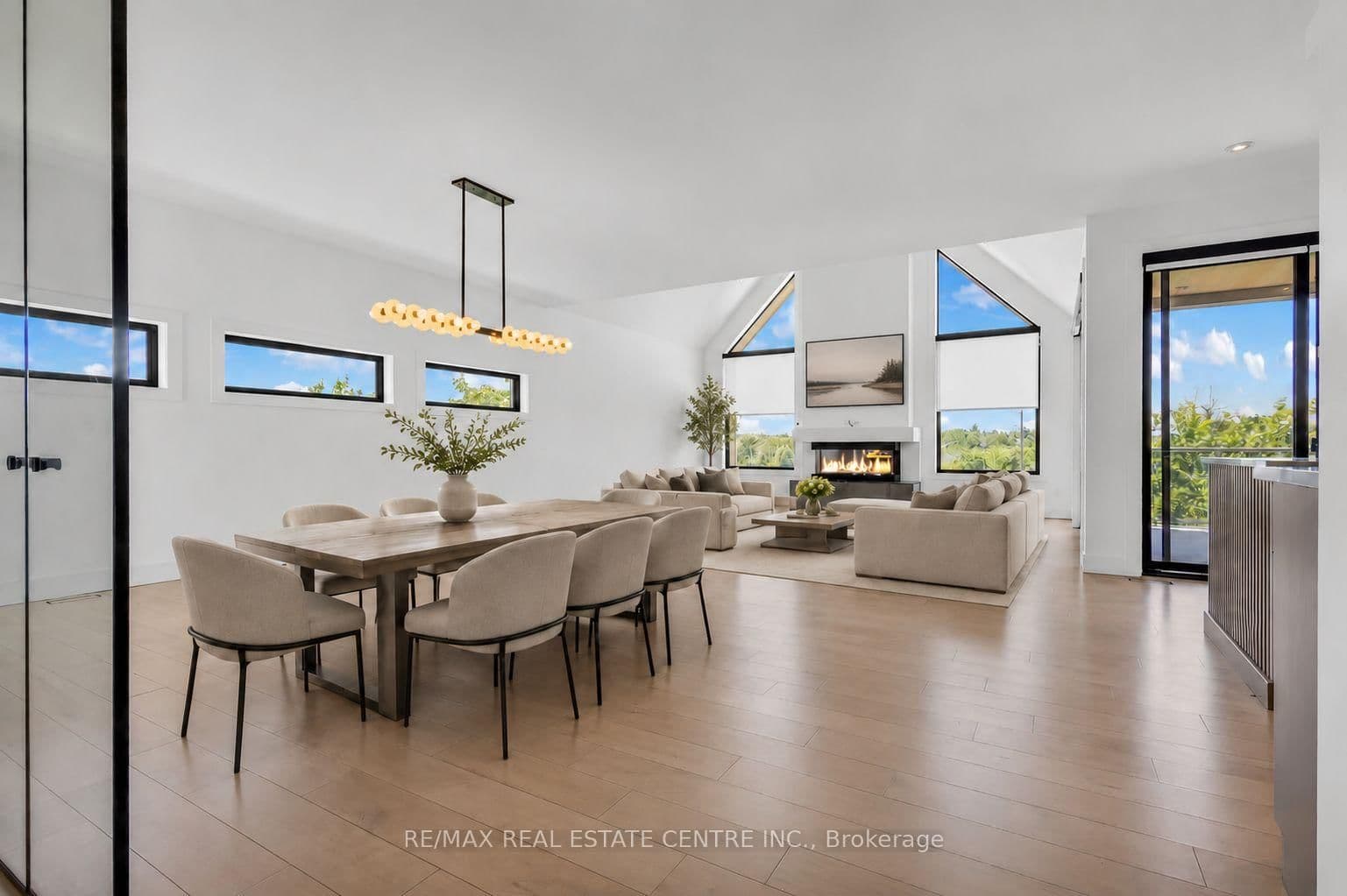 920 Thomas Pedder Court thumbnail 7