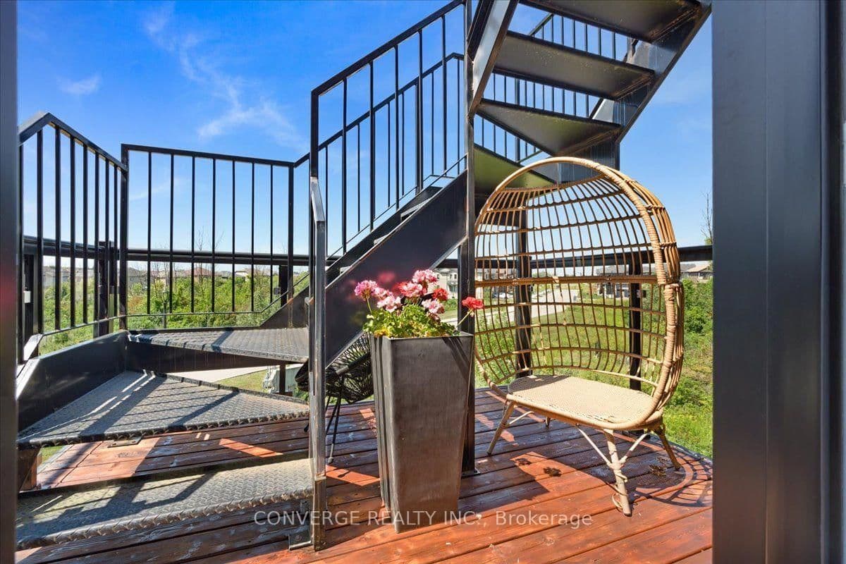 35 Midhurst Heights, Unit 36 thumbnail 11