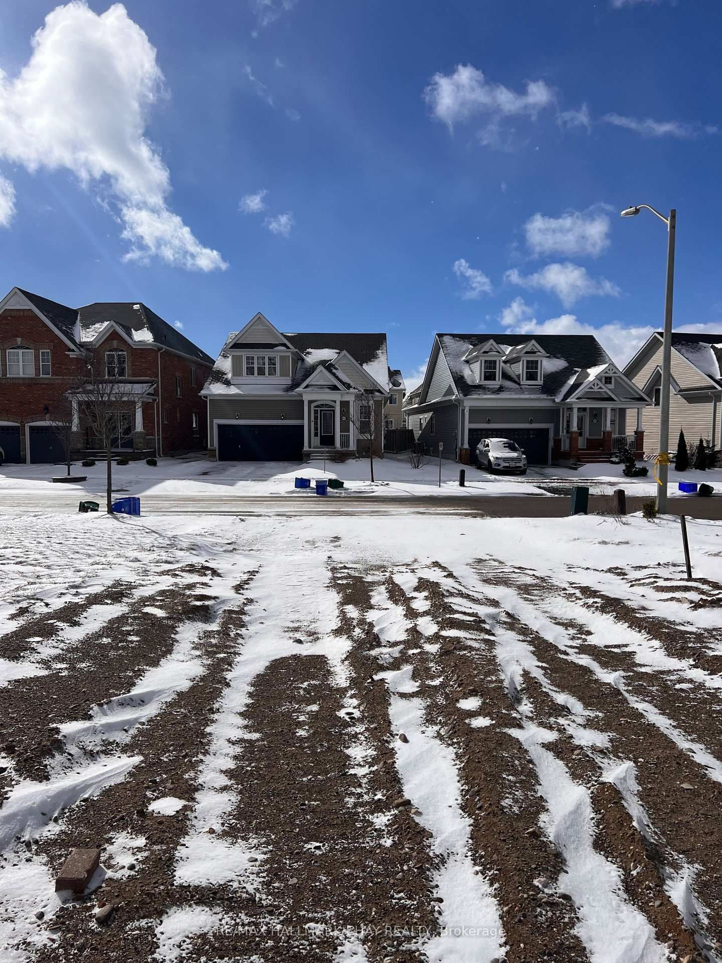 837 O'Reilly Crescent thumbnail 7