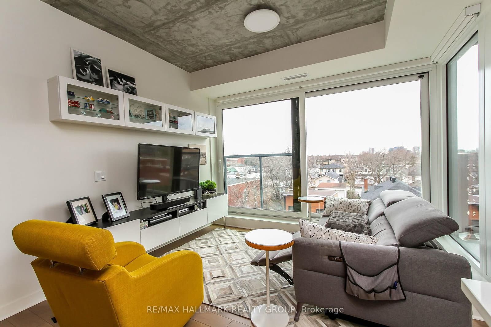 135 Barrette Street, Unit 409 thumbnail 15