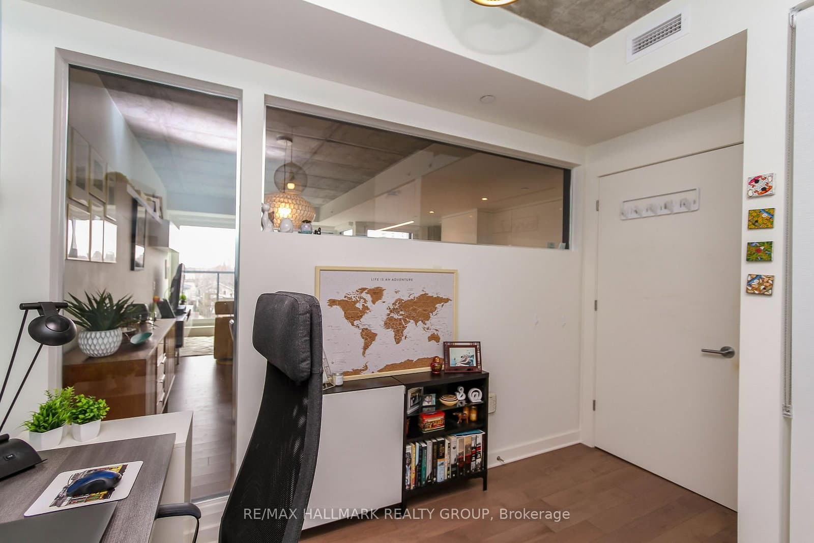 135 Barrette Street, Unit 409 thumbnail 31