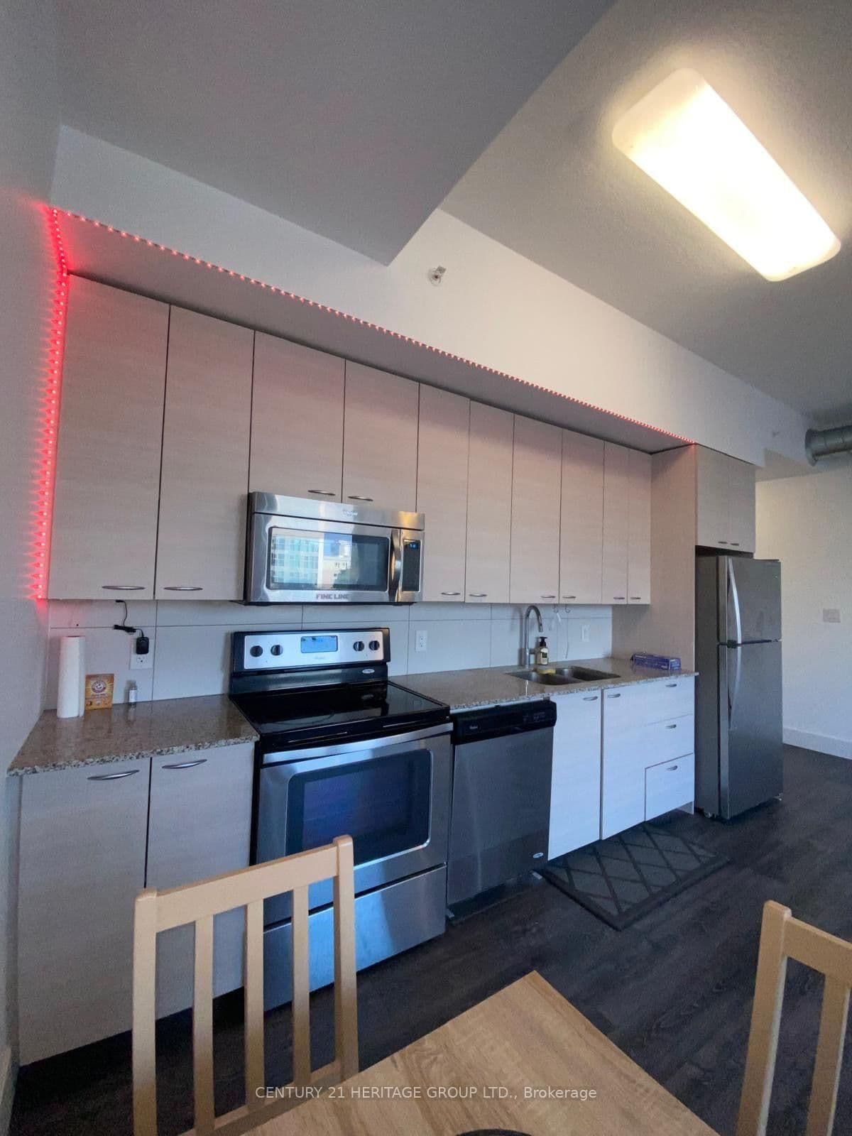 253 Albert Street, Unit 312 thumbnail 16
