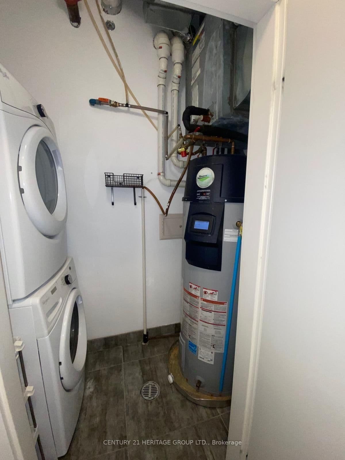 253 Albert Street, Unit 312 thumbnail 32