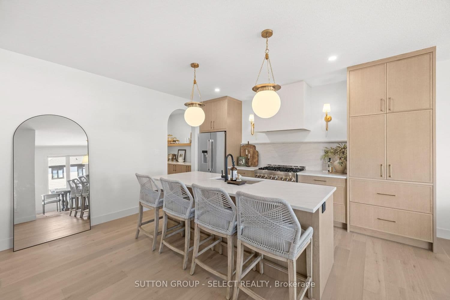 1906 Fountain Grass Drive thumbnail 14