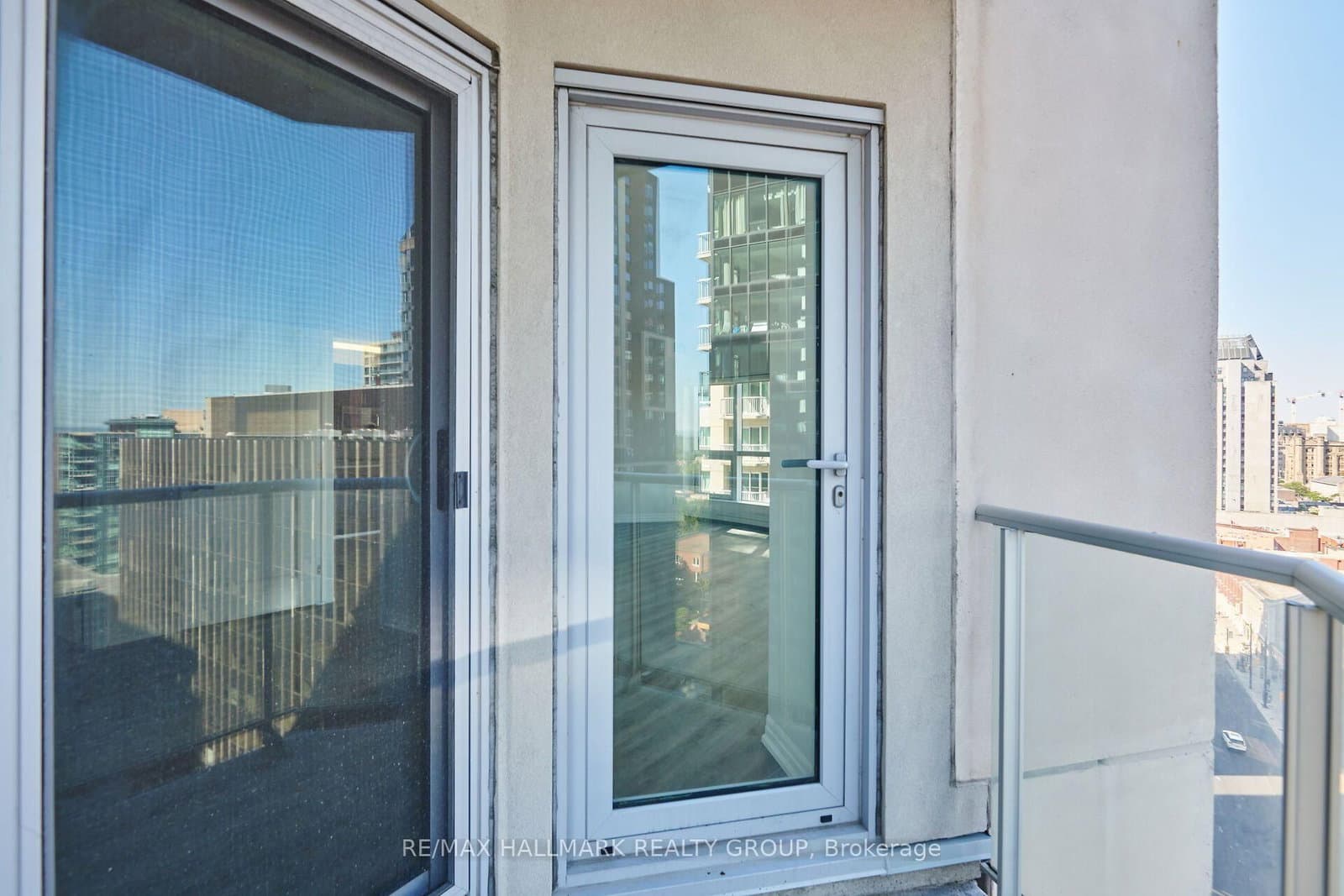242 Rideau Street, Unit 1501 thumbnail 11