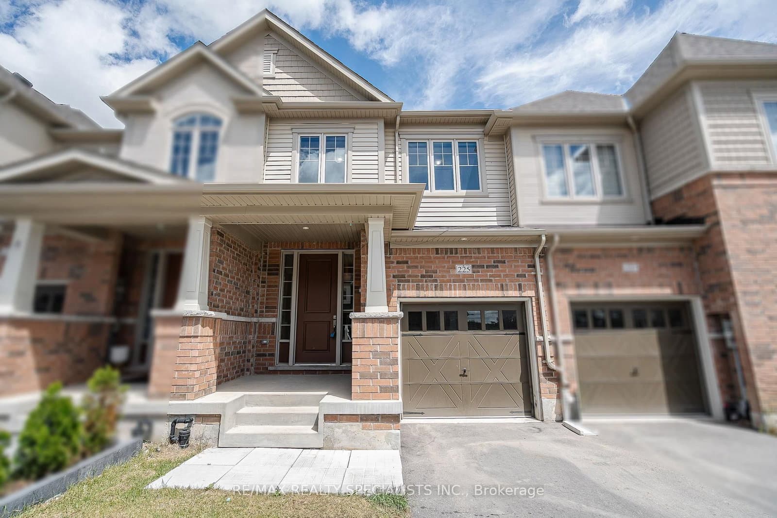 225 Broadacre Drive - Image 1