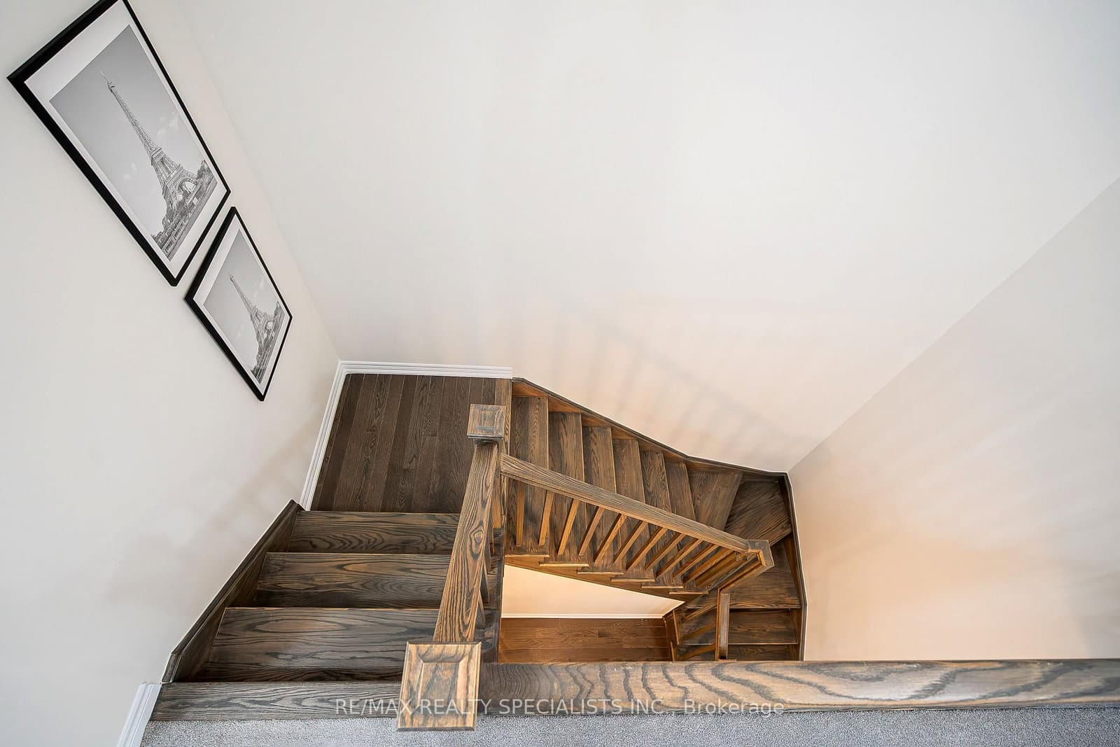 225 Broadacre Drive thumbnail 32