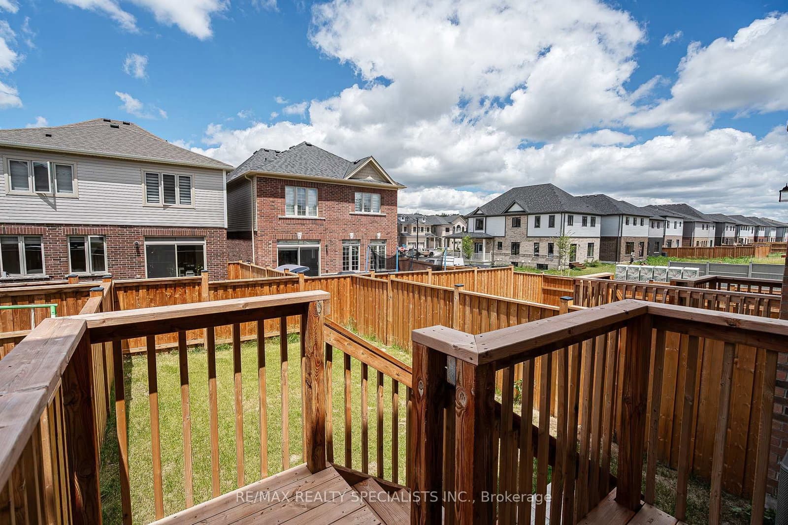 225 Broadacre Drive thumbnail 39