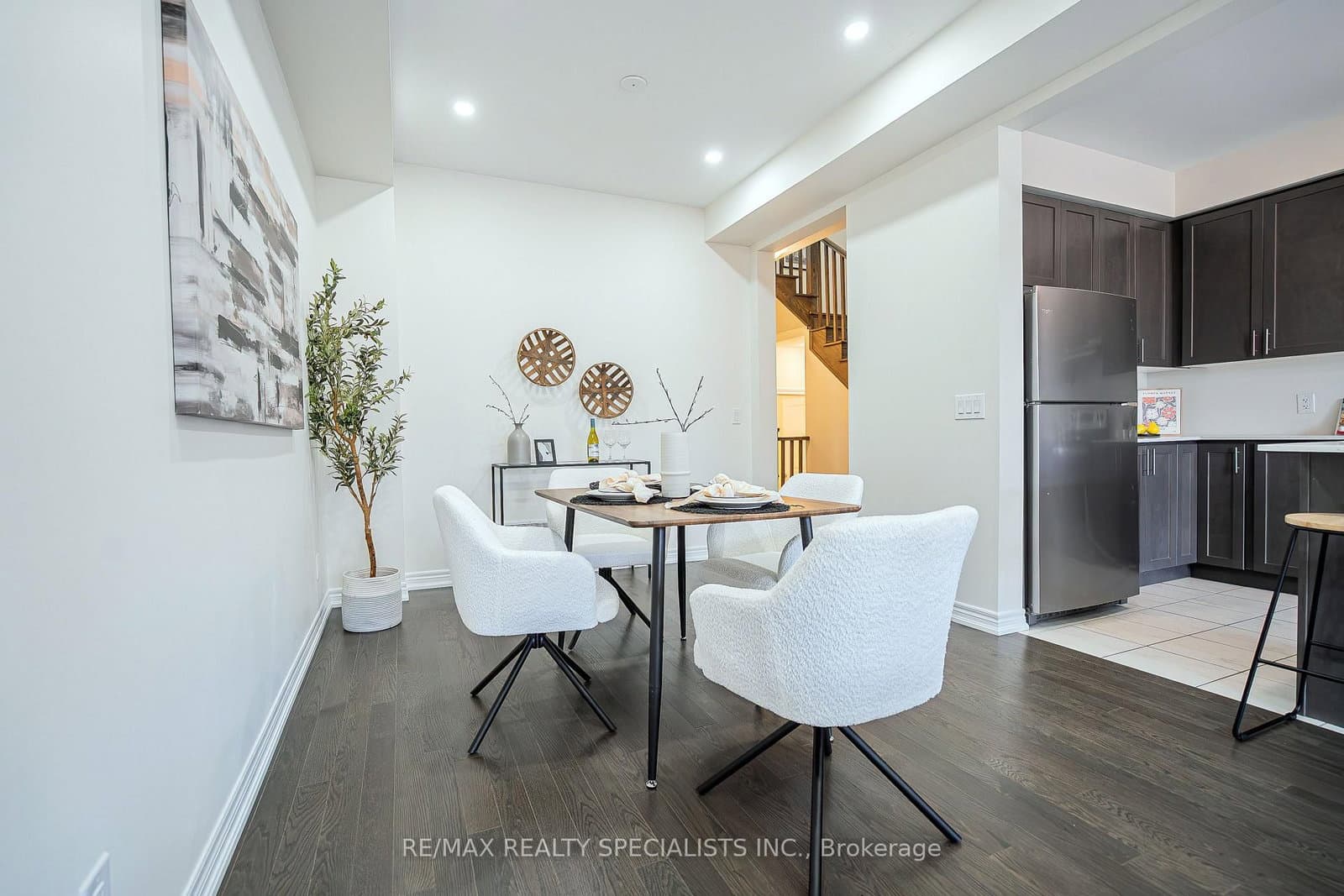 225 Broadacre Drive thumbnail 9