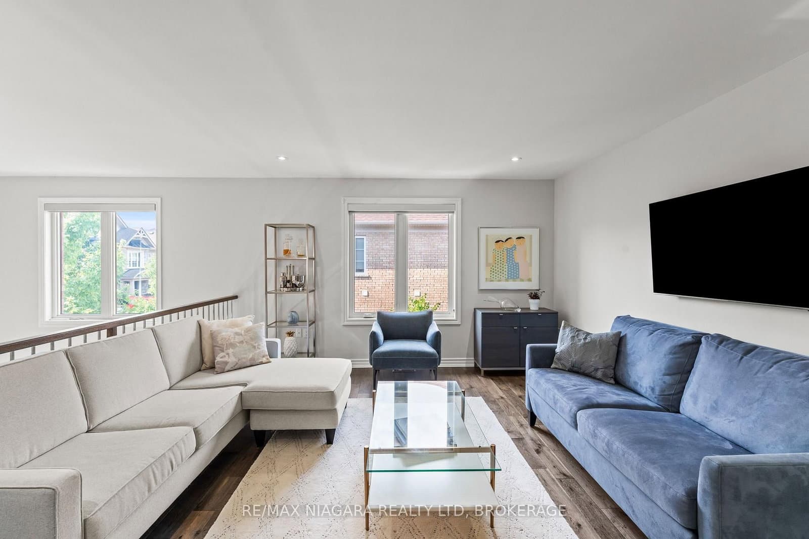 130 John Street W thumbnail 18