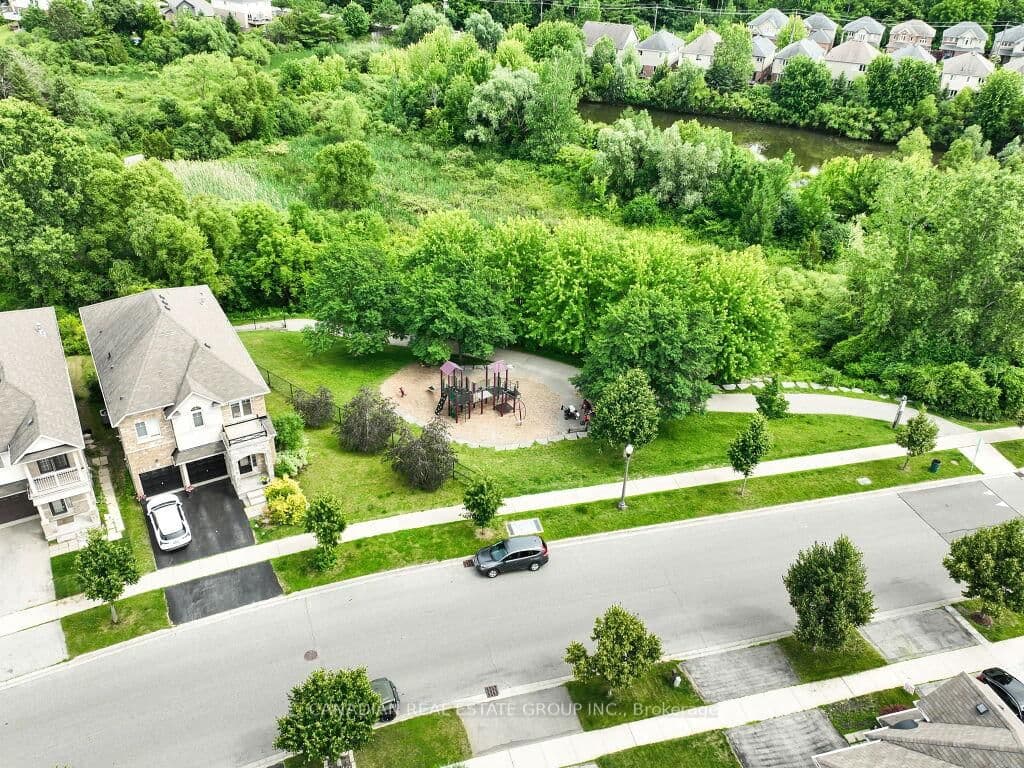 58 Forest Creek Drive thumbnail 4
