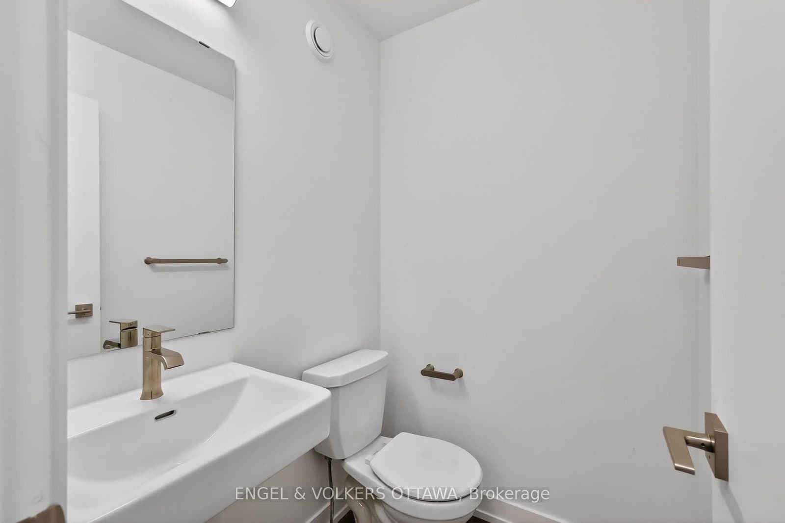 138 Stardust Private thumbnail 22