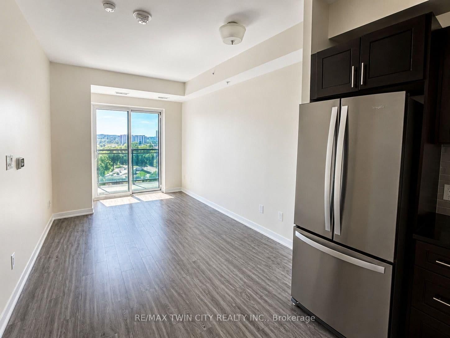 128 King Street, Unit 1505 thumbnail 3
