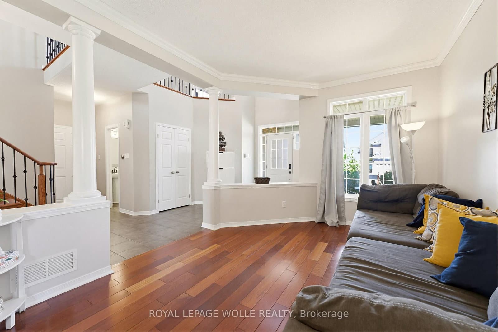 359 Pine Valley Drive thumbnail 10
