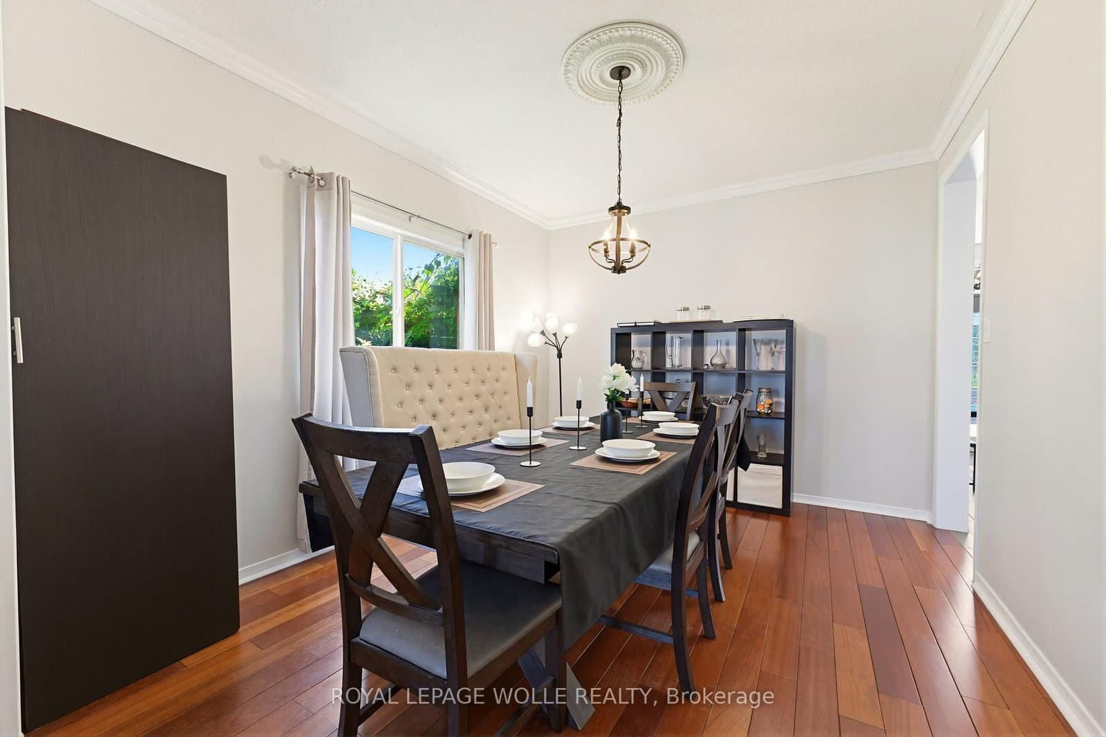 359 Pine Valley Drive thumbnail 11