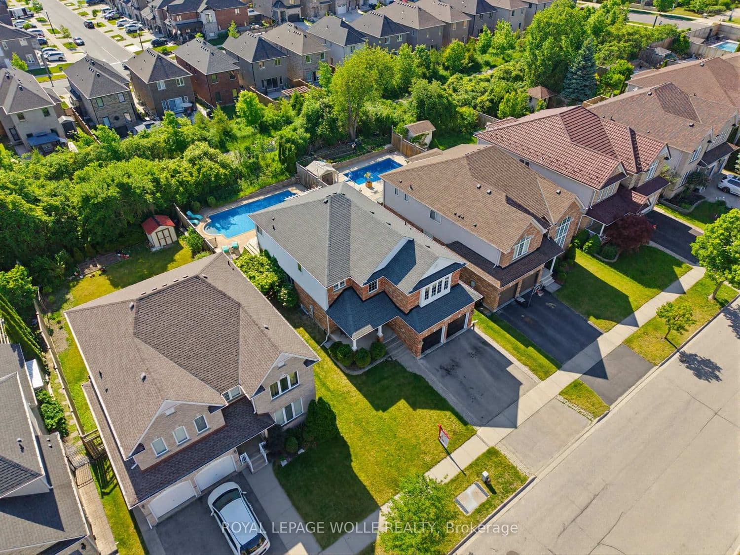 359 Pine Valley Drive thumbnail 43