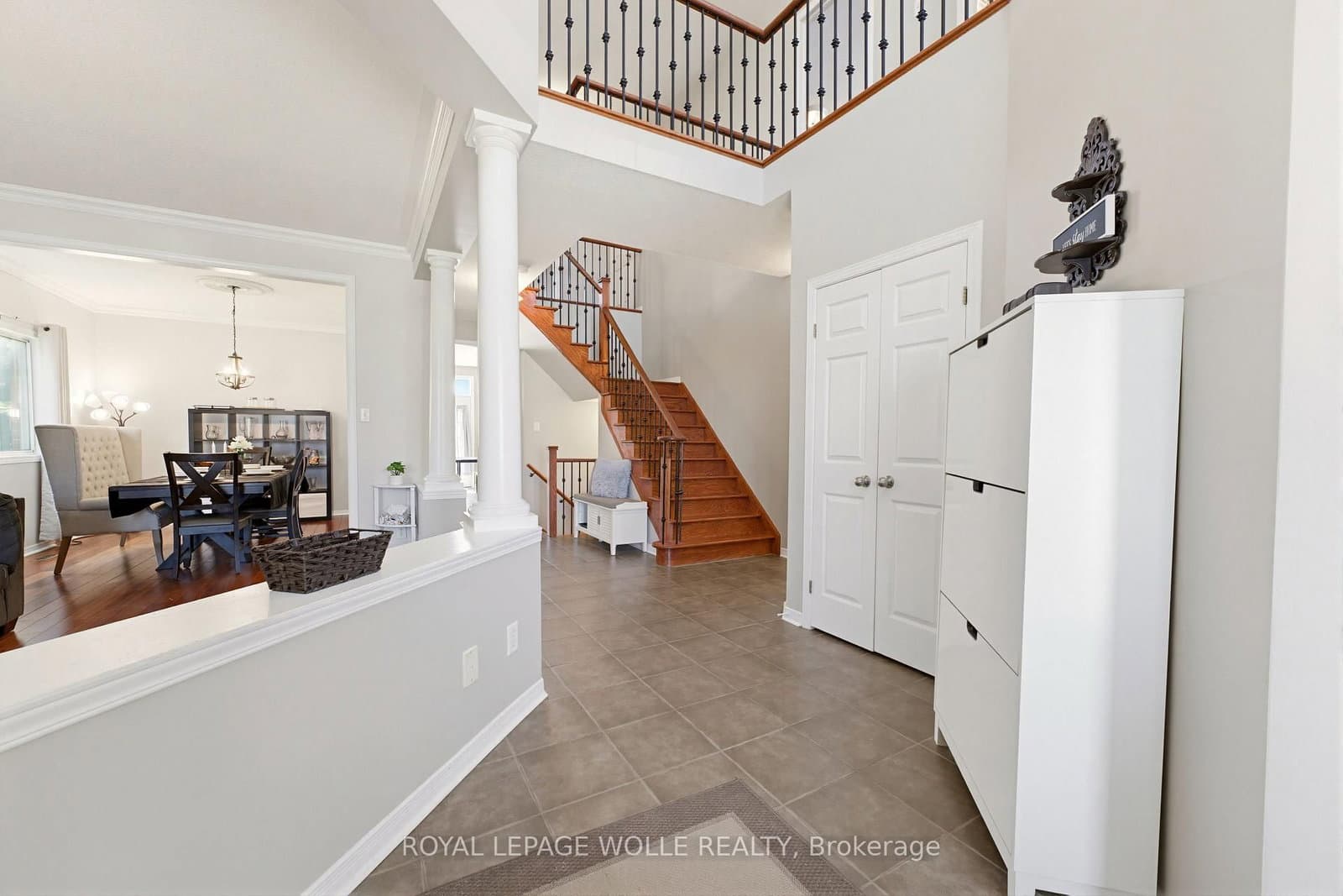 359 Pine Valley Drive thumbnail 8