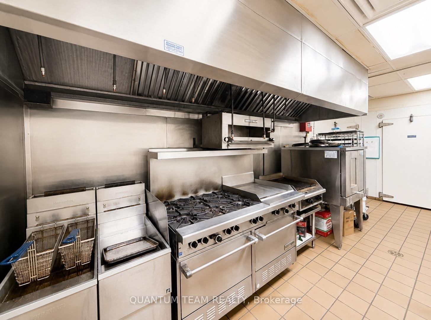 80 KING Street thumbnail 6