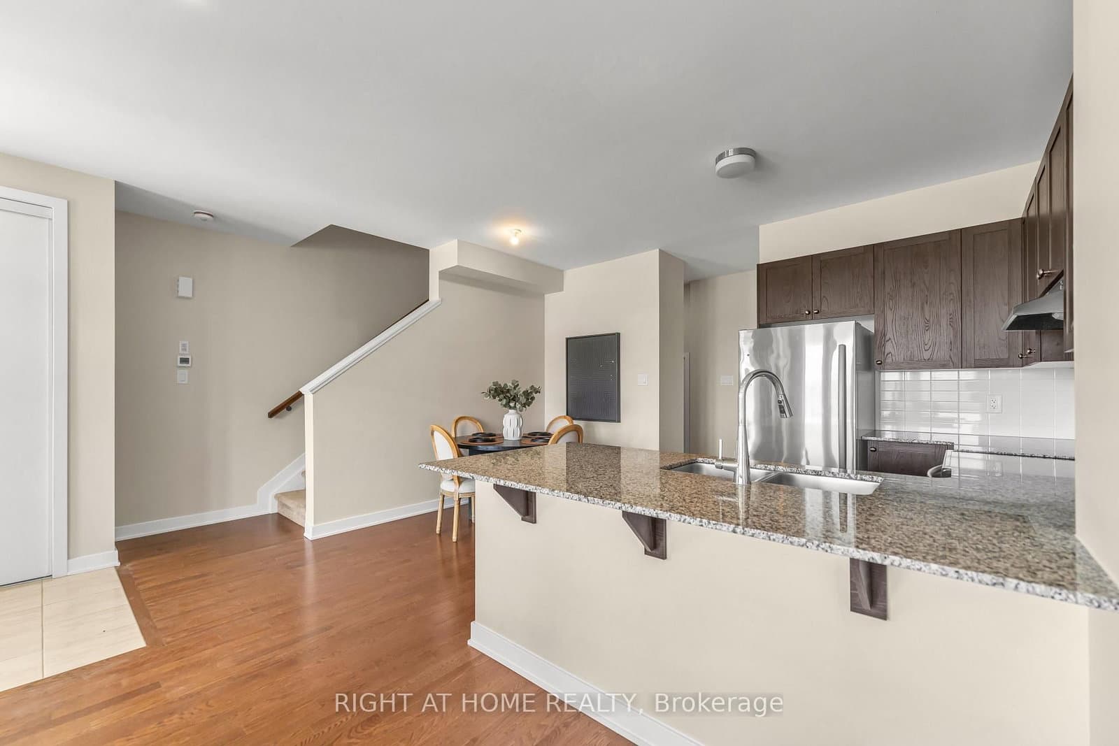 6319 Perth Street thumbnail 18