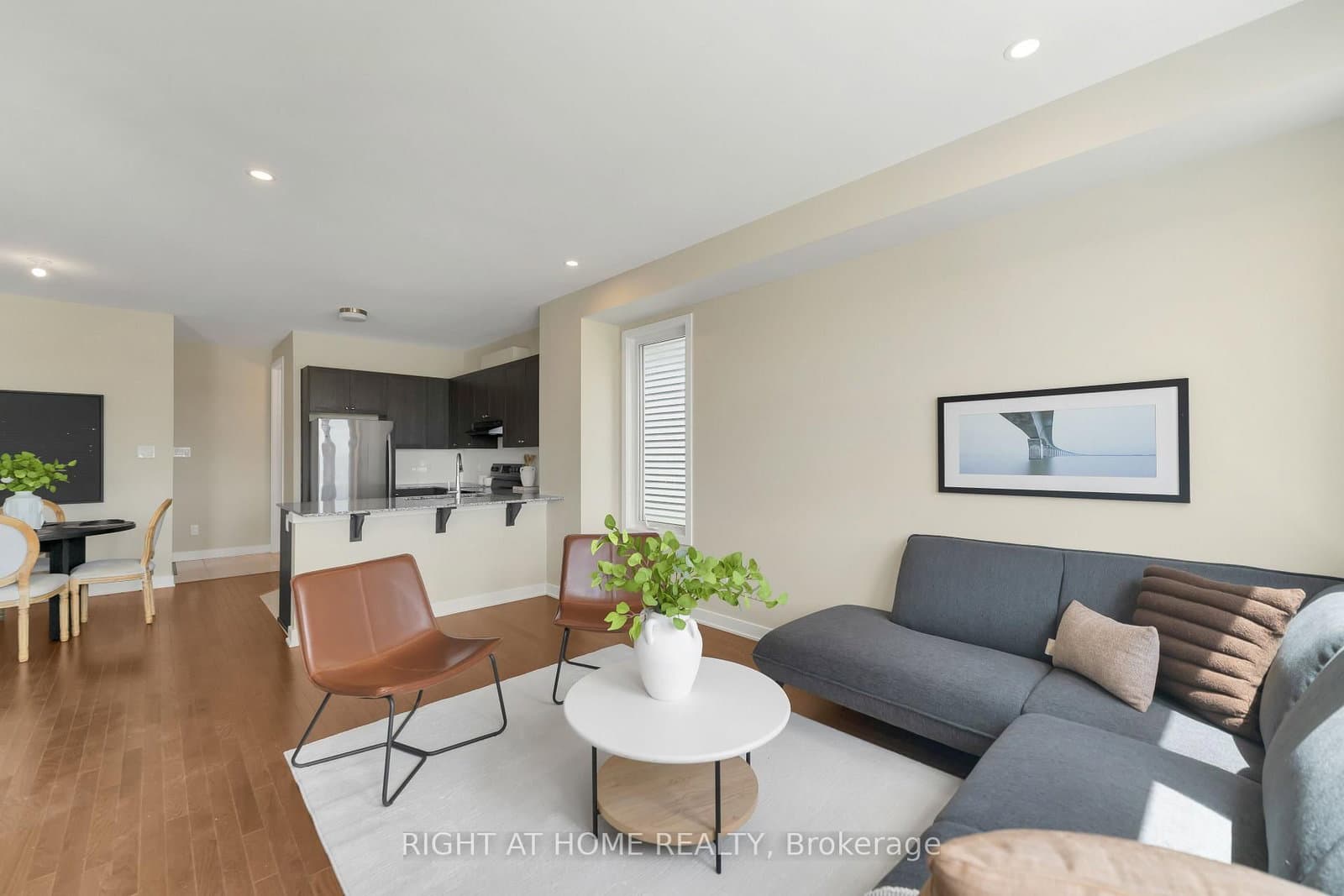 6319 Perth Street thumbnail 19